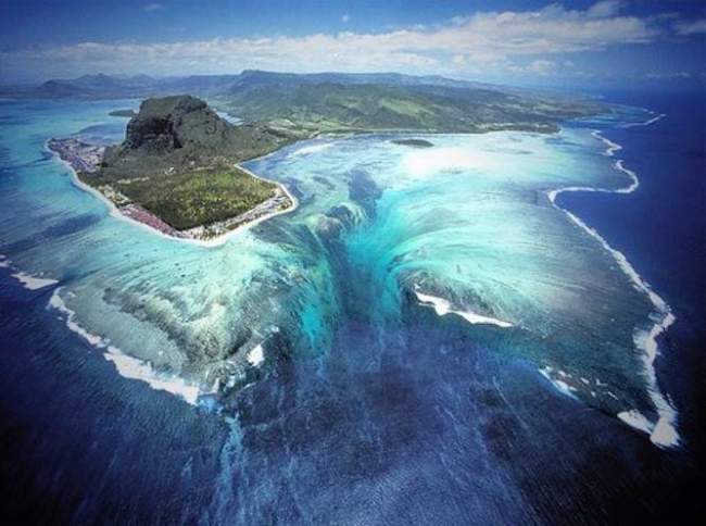 A waterfall under the sea
